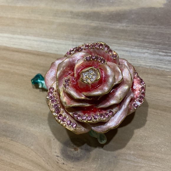 Rose trinket box - Picture 2 of 5